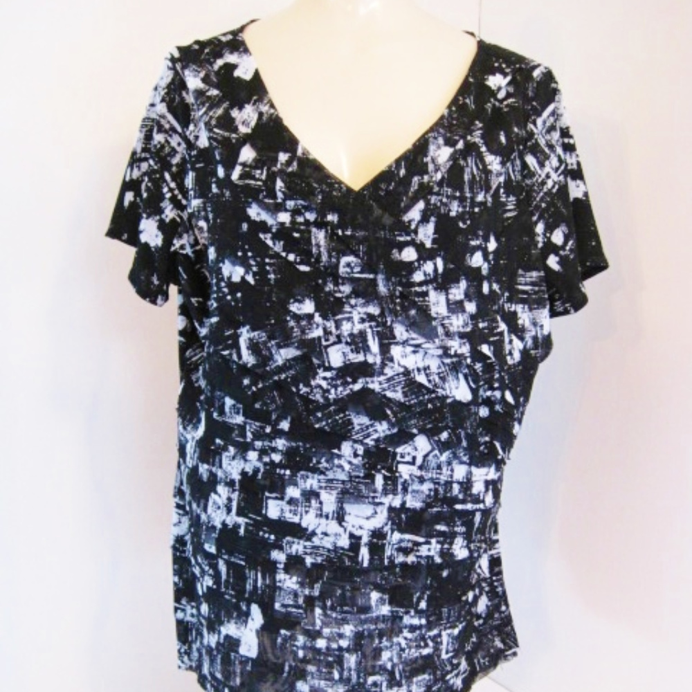 Style & Co Woman-Ruffles Blouse-2X-Black & W-Lined